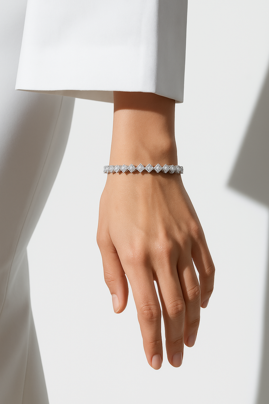 Rhombus Shape Tennis Bracelet | 1.55 CTW | 10K White Gold